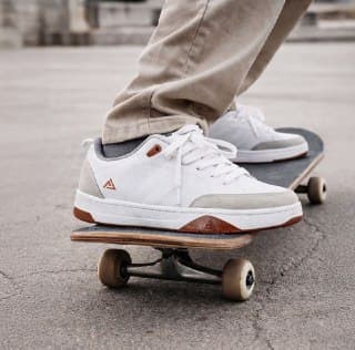 Tênis Sandrini Axis Onyx - Preto ou Branco